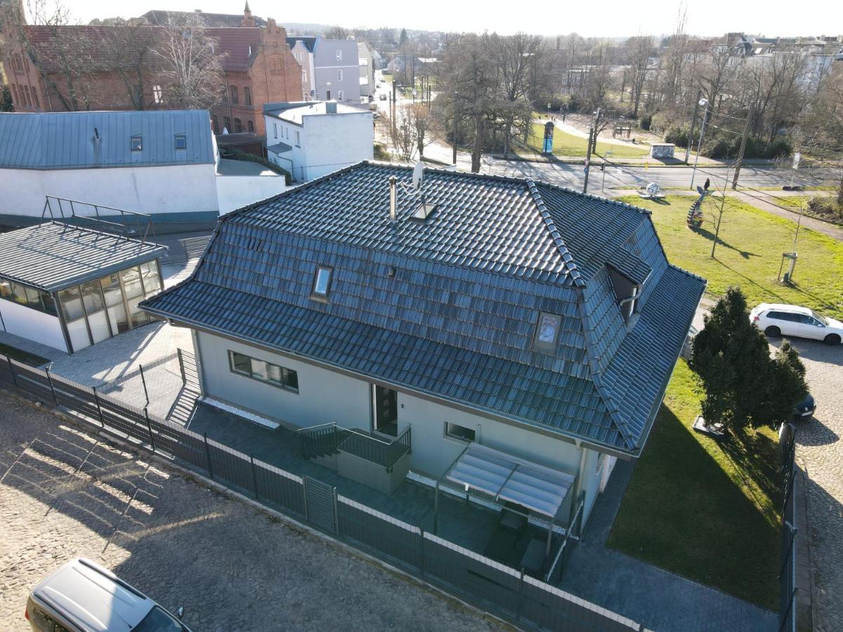 Elbe Villa Magdeburgo Esterno foto